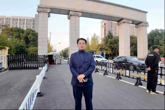 江南大学求真经 科技创新添活力——记东强堂创始人李东强走访江南大学产学研考察